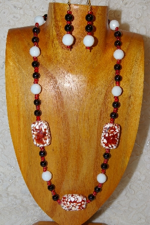 +MBAHB #R001-0094 "  Red,White & Black"