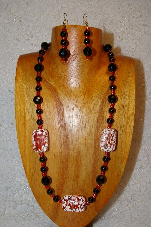 +MBAHB #R001-0090  "Red & Black"
