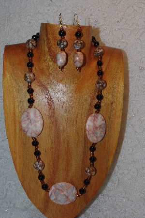 +MBAHB #312-0009  "Redline Marble & Mixed Bead Necklace"