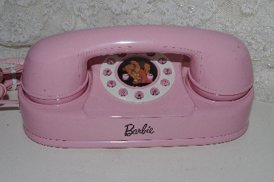 +MBAMG #S99-0093  "2002 Pink Pincess Barbie Phone"