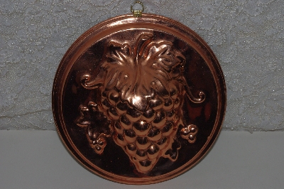 +MBAMG #108-0113  "Copper Grape Mold"