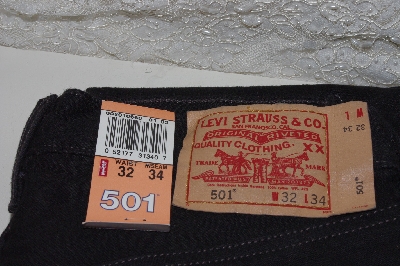 +MBACF #598-0065  "Men's Levi's Black  Size 32x34 501 Pre-Washed Jeans"