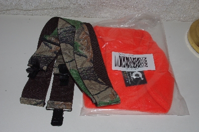 +MBACF #598-0055  "Man's Camo Suspenders & Orange Comfort Temp Hat"