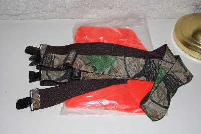 +MBACF #598-0055  "Man's Camo Suspenders & Orange Comfort Temp Hat"