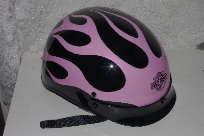 +MBAMG #999-0124  "Women's 2009 Black With Pink Flame harley Helmet"