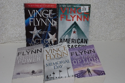 +MBACF #B-0052  "Vince Flynn Set Of 5 Pre-Owned Paperback Books"