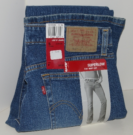 +MBAJ #501-0141 Size 5 Long  "Levi 518 Superlow Stretch Boot Cut Jeans"