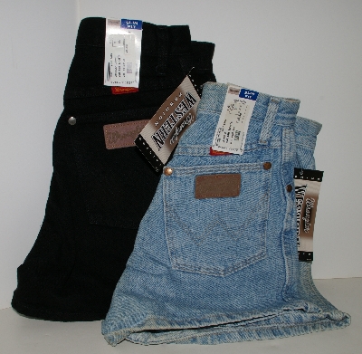 +MBAJ #501-088   "Size 5/6  "Set Of 2 Wrangler Slim Fit Shorts"