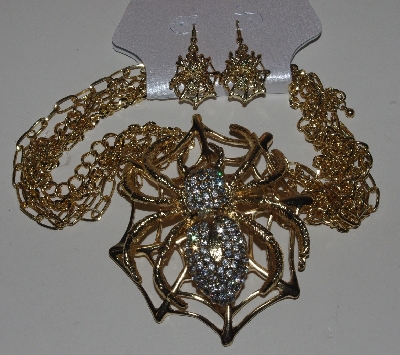 +MBAM #421-0092  "Large Gold Tone Metal 4 Strand Spider Necklace & Earring Set"