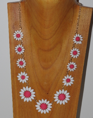+MBAM #421-098  "GoldTone White & Coral Flower Necklace"