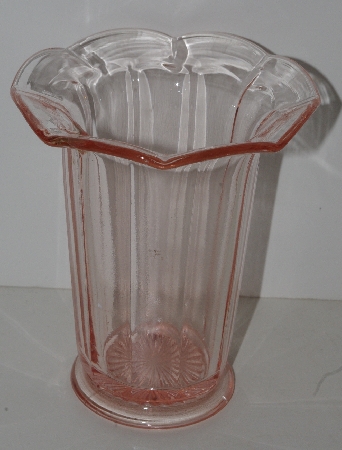 + MBALAMPS II #0027  "Vintage Pink Glass Vase"