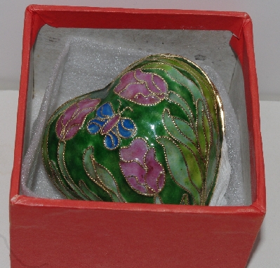 +MBA #1515-0136   "Pink & Green Cloisonne Enameled Heart Trimket Box"
