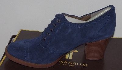 +MBA #1515-117    "Tignanello Suede Navy Lace-Up Oxford Shooties With Stacked Heels"