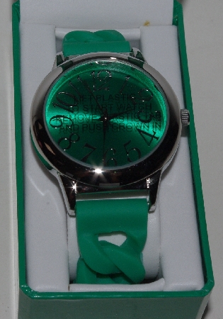 +MBA #1515-0080    "Green Gossip Silicone Strap Watch"
