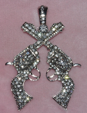 +MBA #1616-0117  "Large Clear Rhinestone 2 Gun Magnet Closure Pendant"