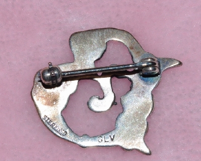 +MBA #1616-049  "Sterling Fancy  "B" Initial Pin"