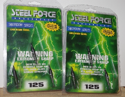 +MBA #1818-0243  "Set Of 2 Steel Force Sabertooth Series Lock-Down Model Broad Heads"