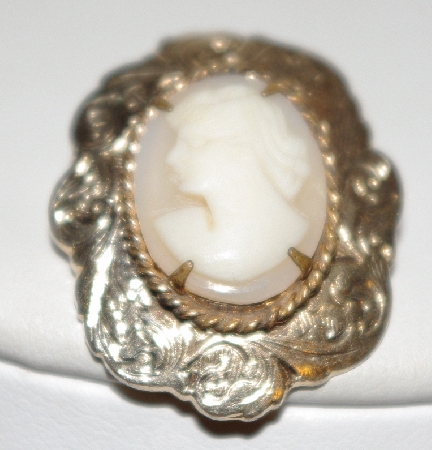 +MBA #1818-0034  "Gold Filled Vintage Shell Cameo Pin"