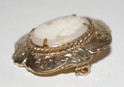 +MBA #1818-0034  "Gold Filled Vintage Shell Cameo Pin"