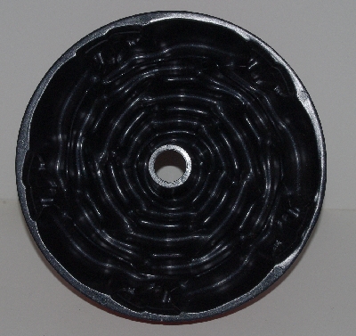 +MBA #2525' 0028  "Red Nordic Ware Rose 10 Cup Bundt Pan"