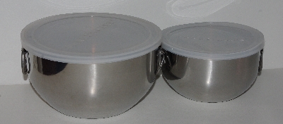+MBA #2525-0215  "Farberware Set Of 2 Stainless Steel Beater Bowls With Lids"