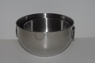 +MBA #2525-0215  "Farberware Set Of 2 Stainless Steel Beater Bowls With Lids"