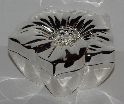 +MBA #2727-602   "2006 Silver Safekeeper Flower Shaped Jewelry Box"