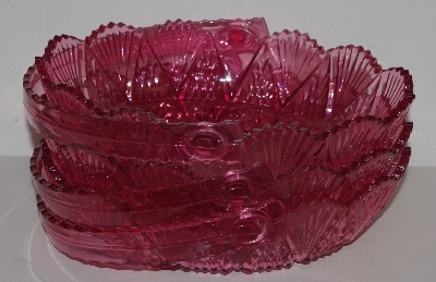 +MBA #2727-619   "Set Of 3 Fancy Pink Plastic Baskets"