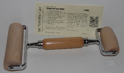 +MBA #2727-0301    "1996 Pampered Chef Dough & Pizza Roller #1480"