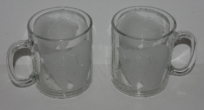 +MBA #2727-0271     "Set Of 2 Grizzly Bear Etched Clear Glass Coffee Cups"