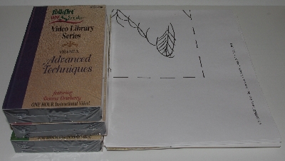 +MBA #2828-323   "2000 Plaid 7 Piece Donna Dewberry Crafting Set"