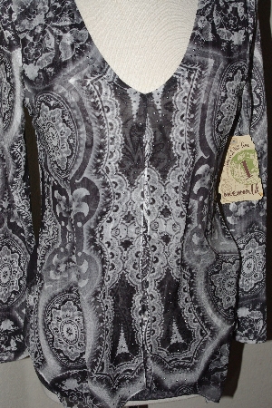 +MBA #2929-245 "2014 One World Sweater Knit Chiffon Overlay Long Sleeved V Neck Top"
