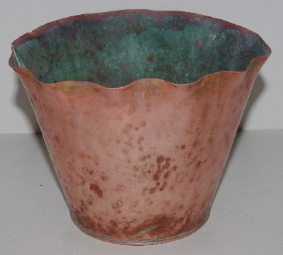 +MBA #3131-0092  ""Vintage Artistic Manufactures Solid Copper Flower Pot"