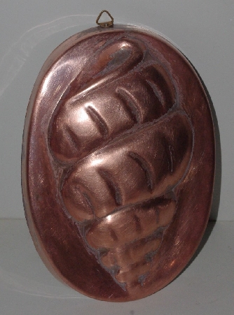 +MBA #3232-0071   "Vintage Copper Shell Mold"