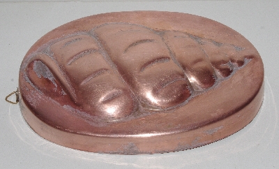 +MBA #3232-0071   "Vintage Copper Shell Mold"