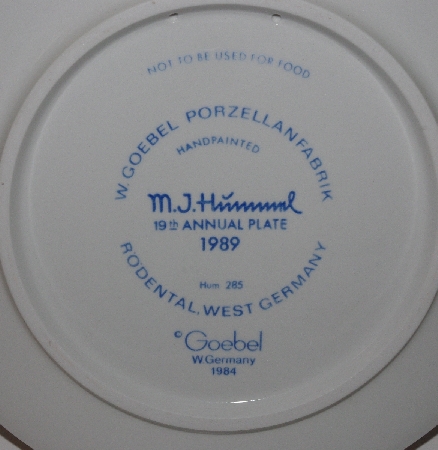+MBA #3131-258  "Gobel 19th Annual 1989 Collectors Plate"