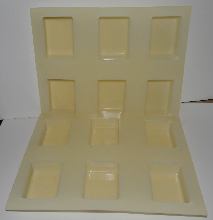+MBA #3333-703  "Lot Of 3 Plastic 6 Bar Soap Molds"