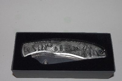 +MBA #3535-401   "Collectible Alaska Brown Bear Folding Knife With Case"