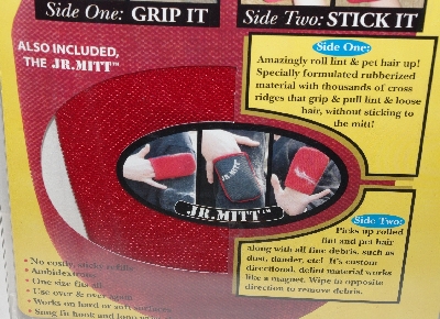 +MBA #3535-432   "Huntington's Flip-It-Mitt Pet hair Remover"