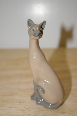 +MBA #4-076  "1986 Franklin Mint Valencia  Cat