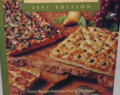 +MBA #3636-0098  "Sunset Recipe Annual 1991 Edition Hard Cover Book"