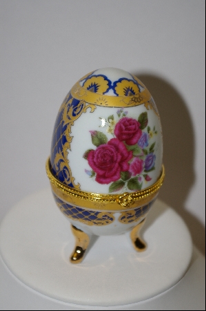+MBA #9-228   "Ceramic Egg Trinket Box With Candle Inside