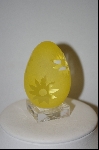 +MBA #9-136  1980's Yellow Floral Cameo Glass Egg