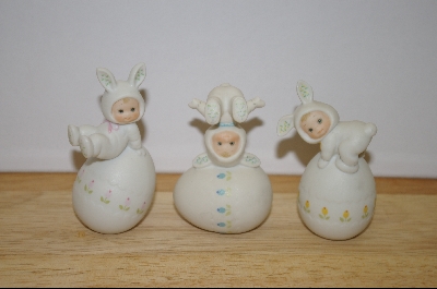 +MBA #9-200  1985 Set Of 3 Enesco 1985 Babies & Eggs