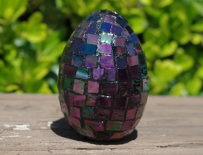 +MBA #5556-490  "Iridescent Purple Stained Glass Mosaic Egg"