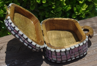 +MBA #5559-0070  "White & Iridescent Pink Stained Glass Purse Shaped Mosaic Jewelry Trinket Box"