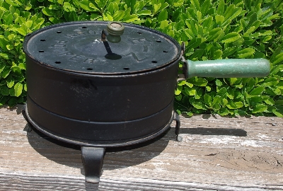 +MBA #5613-225  "Vintage E-Z Corn Popper"