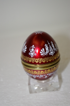 +MBA #11-222  1980's Made In Austria Elizabeth Steinbock Red Enamled Egg Trinket Box