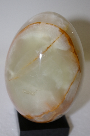 +MBA #11-045  Jumbo 1-3/4 lb Onyx Egg