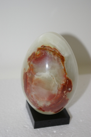 +MBA #11-066  Jumbo 1-3/4 Lb Gemstone Onyx Egg
